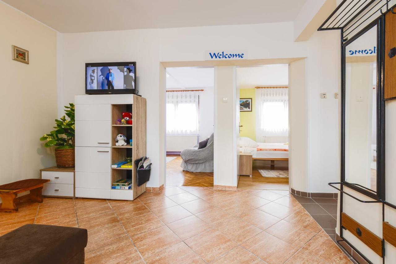 Apartment Zalac *